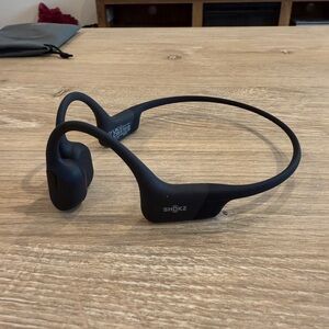 Like-new Shokz OPENRUN Black Wireless Headphones